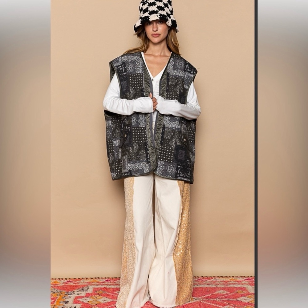 POL Boho Style Patchwork Bandana Quilted Reversible Vest NWOT